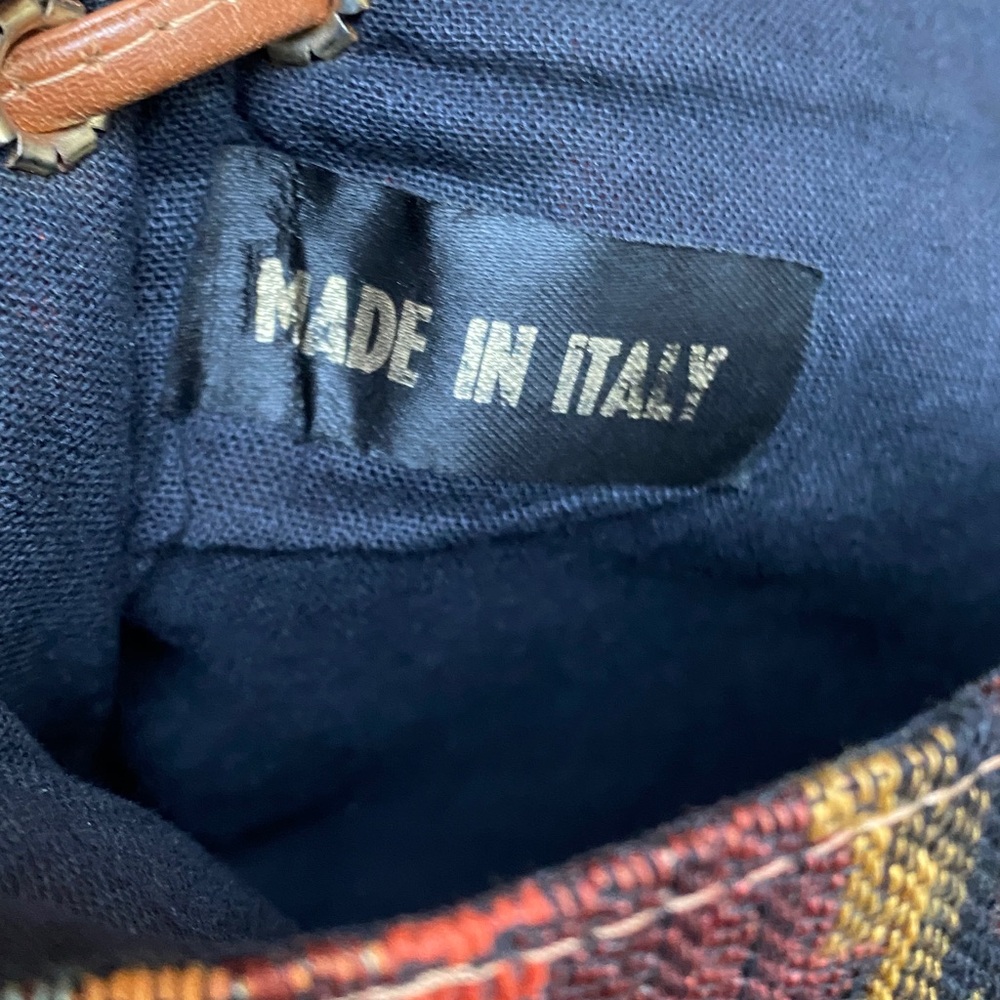 Stylish Brown And Kilim Multicolor Patterned Wome… - image 2